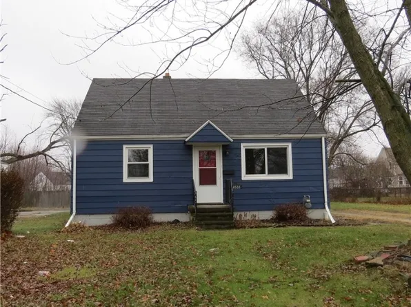 1635 Pennsylvania Ave, Lorain, OH 44052