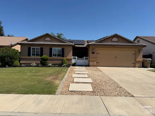 12118 Midtowne Dr, Bakersfield, CA 93312
