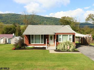 621 W Lamb St, Bellefonte, PA 16823