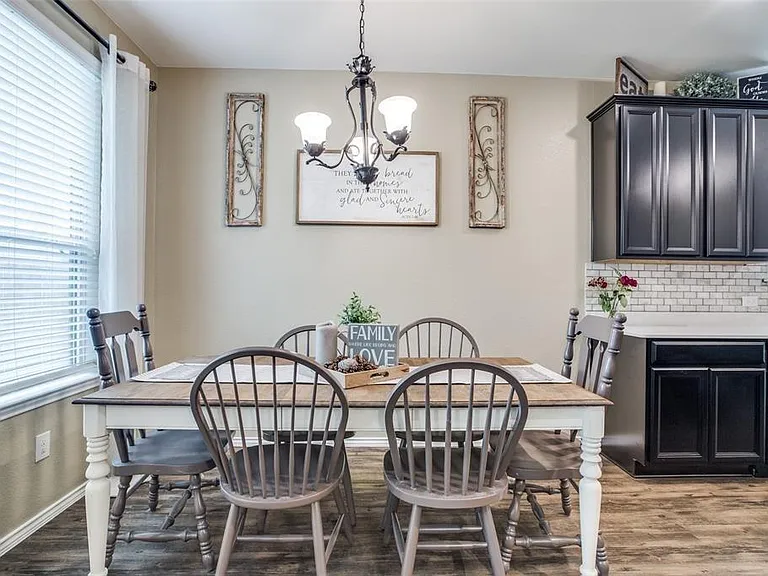 2151 Lost Timbers Dr — Photo 18