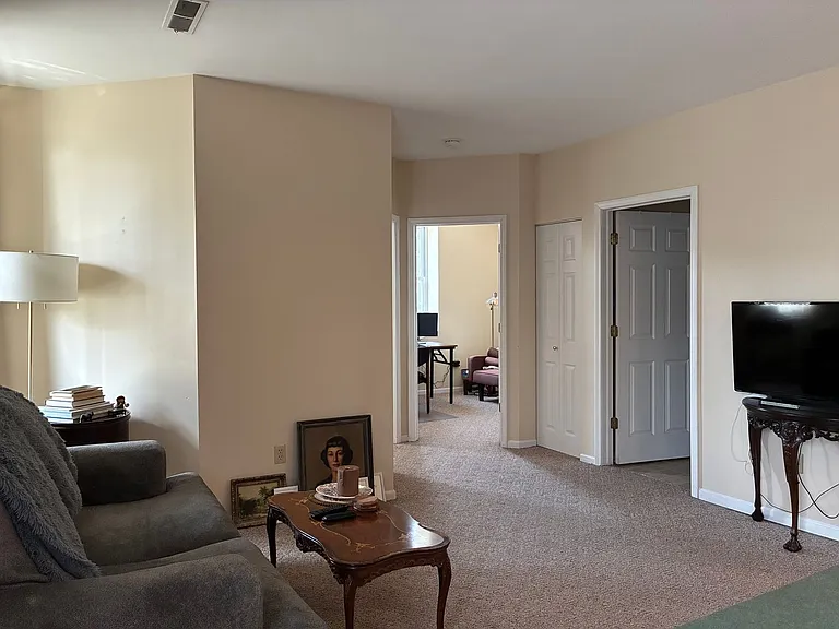 104 E Walworth Ave — Photo 6