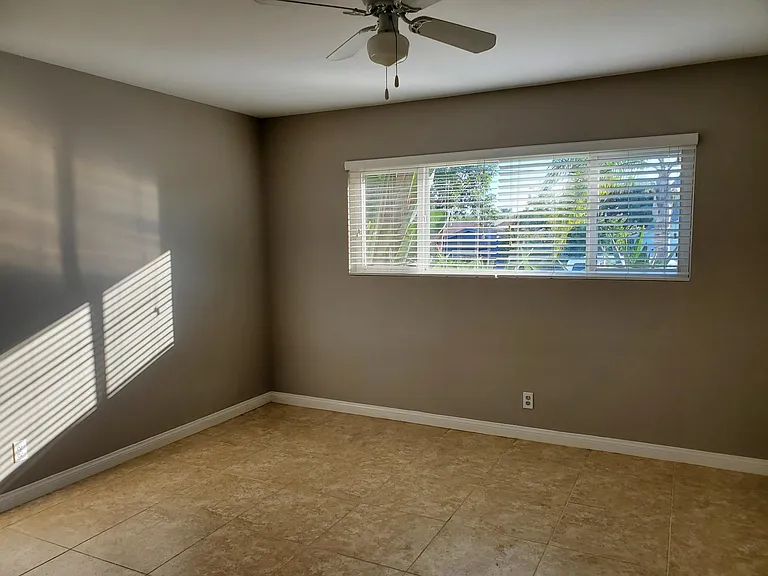 3860 Margaret Way — Photo 7