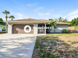 141 Loyola Rd, Venice, FL 34293
