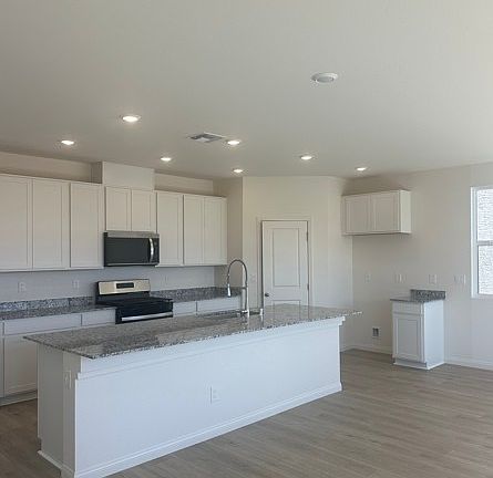 2nd image of 4185 Texas Lilac Ave