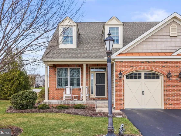 157 Woodhaven Dr, Gettysburg, PA 17325