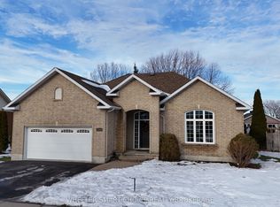 1757 Macintyre Ave, Cornwall, ON K6J 5W1
