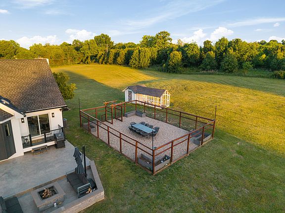 32nd image of 1707 New Hope Rd