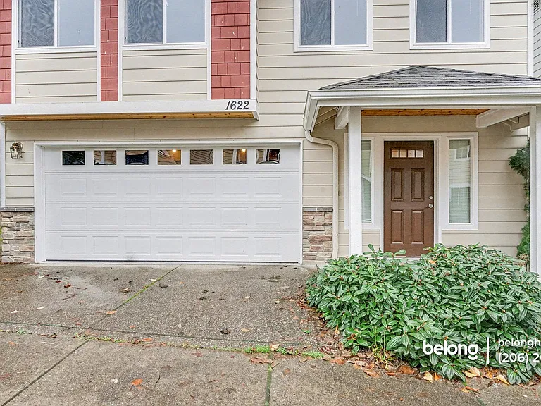 1622 98th Pl SW — Photo 2
