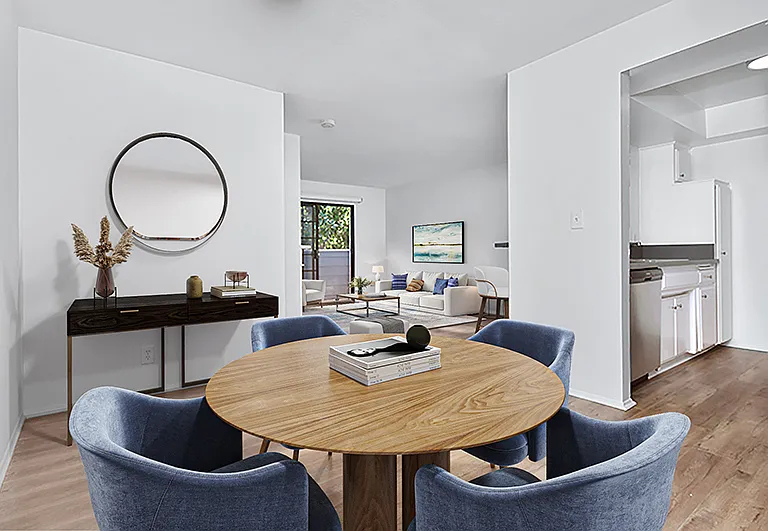 4235 Whitsett Ave #201 — Photo 6