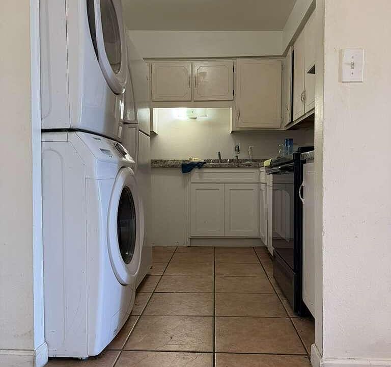 1st image of 2406 W CAMPBELL Avenue #322