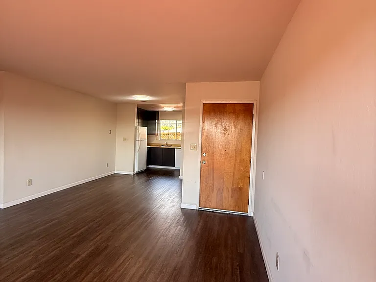 632 Kearney St #8 — Photo 5