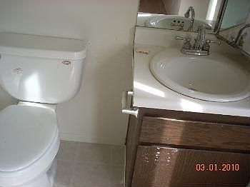 3rd image of 1417 W Runion Dr
