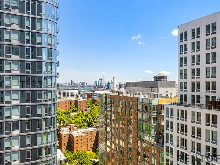106 Fleet Pl #10B — Photo 6