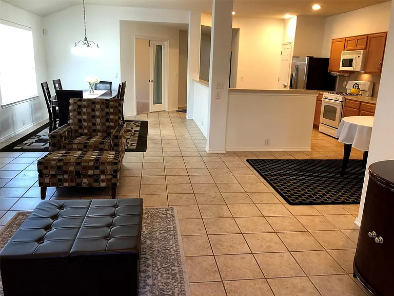 4611 Pin Oak Creek Ln — Photo 15