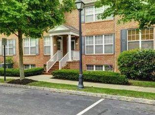 2 Franklin School Way, Metuchen, NJ 08840