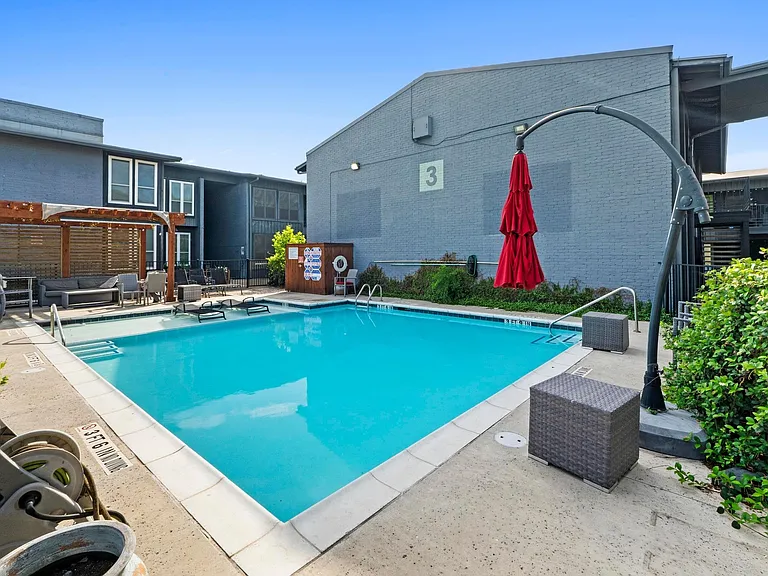 909 Reinli St #101 — Photo 27