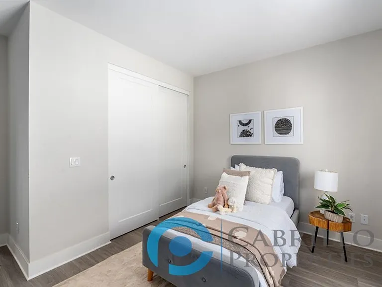 1675 Neptune Ave — Photo 18