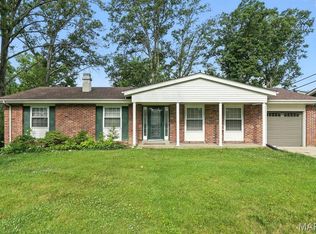 809 Fernview Dr, Saint Louis, MO