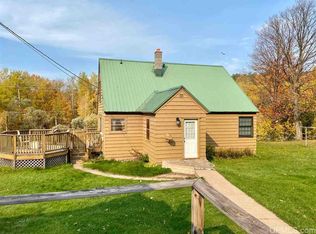 220 Ready St, Ishpeming, MI 49849