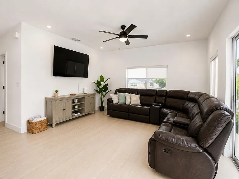 241 Hispanola Rd — Photo 8