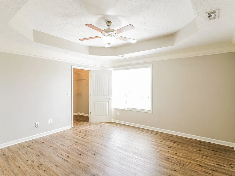 1020 Tammy Sue Ln — Photo 16
