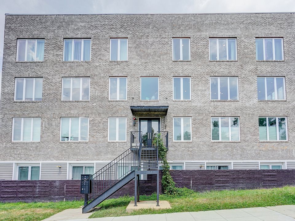 800 21st St NE Front Facade