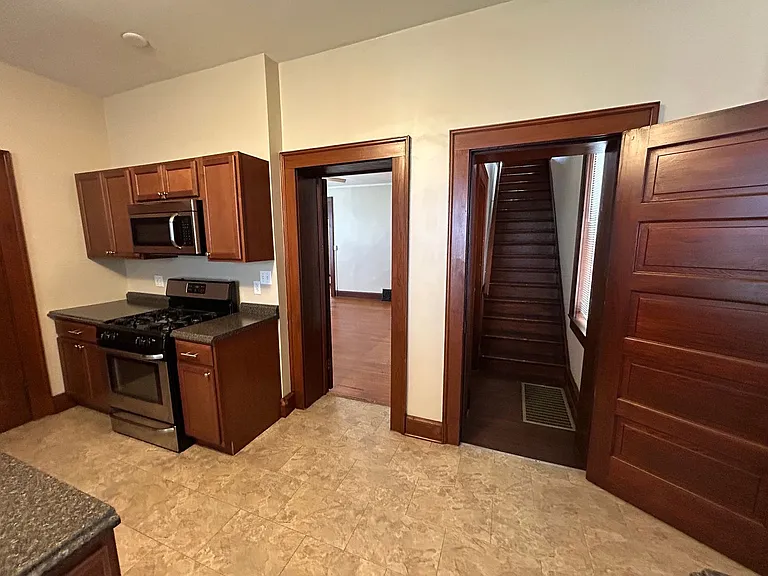 1015 Kentucky St — Photo 12