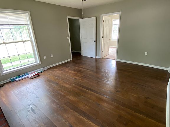4th image of 600 W Broadway Blvd APT A