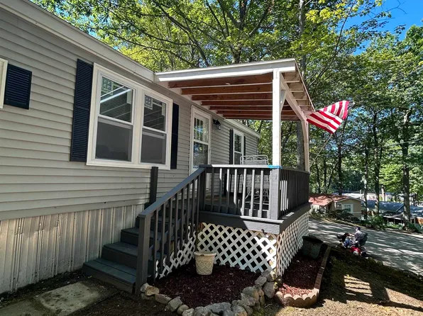 9 Sargents Place #23, Gilford, NH 03249