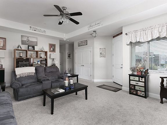 4th image of 103 Golden Leaf Ct