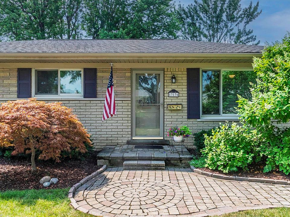 sachi‪ ꪔ̤ 13136 Winona Dr, Sterling Heights, MI 48312 | Zillow
