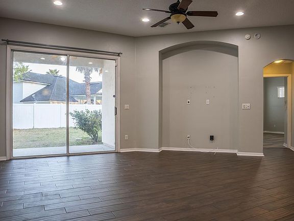 5th image of 3353 Horseshoe Trail Dr #1