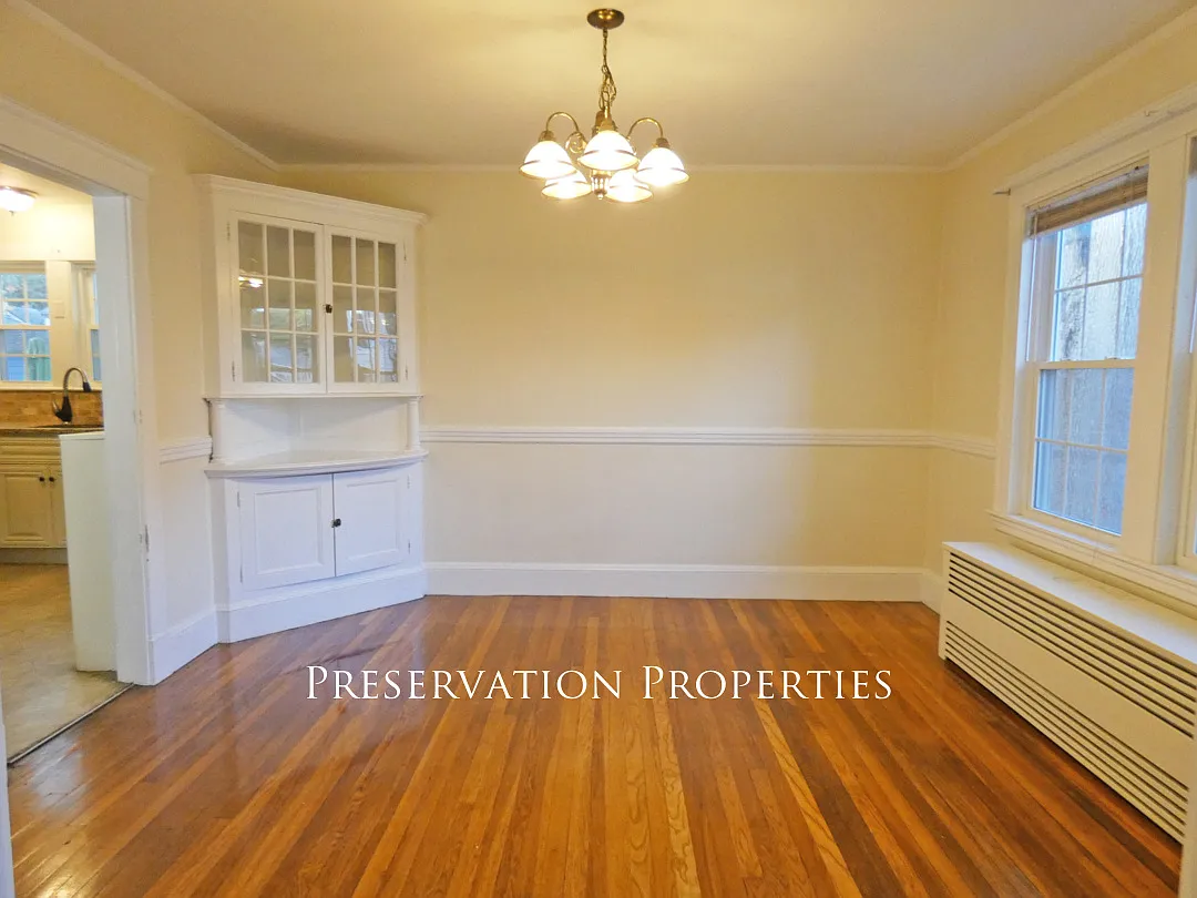 2 bed, 1100 sqft, $3,400 — Photo 3