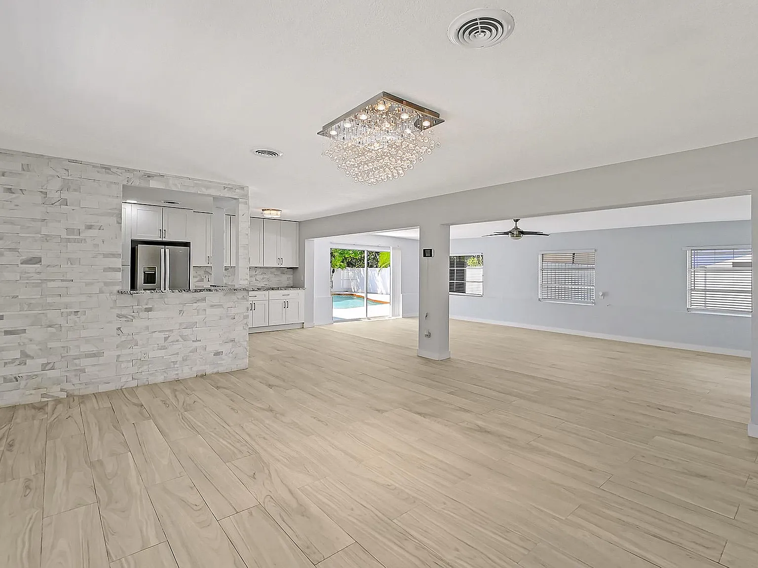 2 bed, 1539 sqft, $2,900 — Photo 3