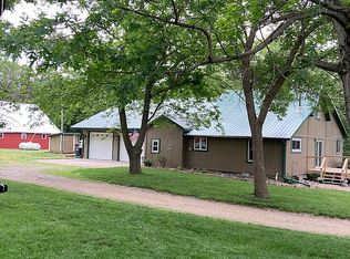 6341 400th Ave, Blue Earth, MN 56013