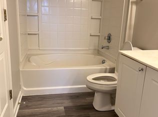 8065 Cranes Crossing Dr, Lewis Center, OH 43035