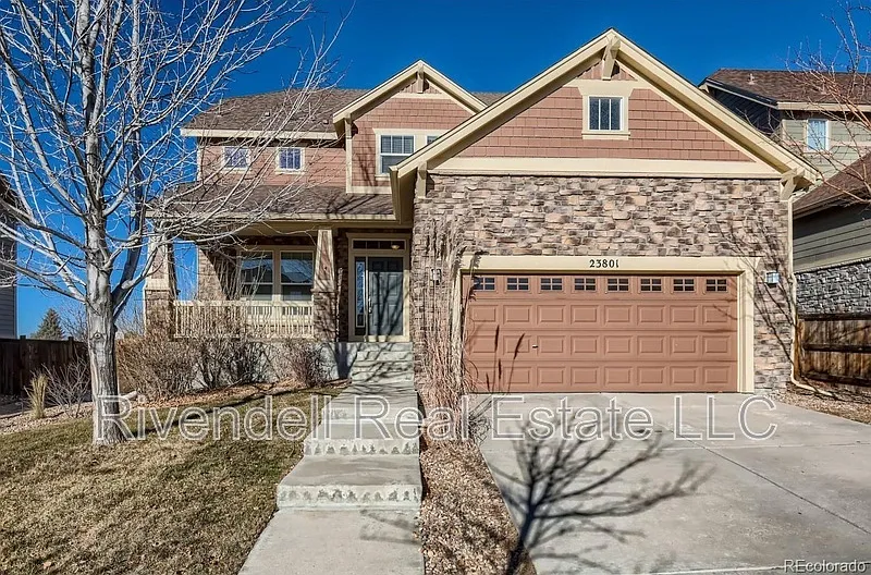 5 bed, 4.0 bath, 3234 sqft, $3,845 — Photo 1