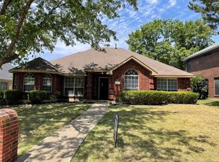 4211 Osborn Rd, Dallas, TX 75227