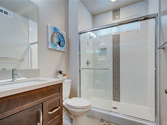 4th image of 117 Cecil Pl