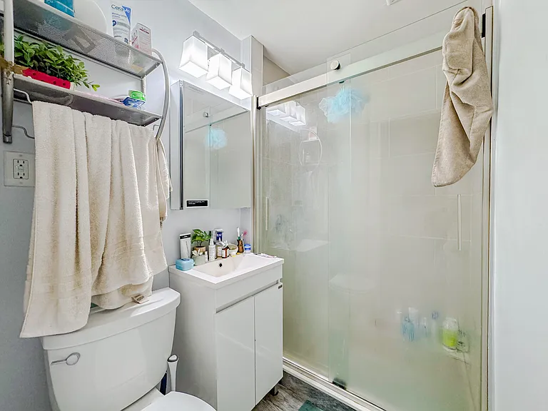 21 Town Hill St #2 — Photo 9