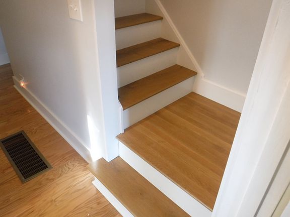 Landing going upstairs