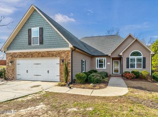 149 Plainview Pointe Dr, Angier, NC 27501