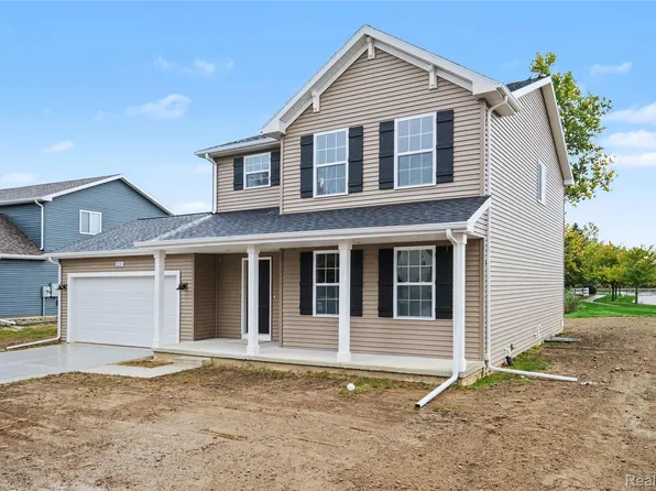 2231 Antrim Dr, Davison, MI 48423