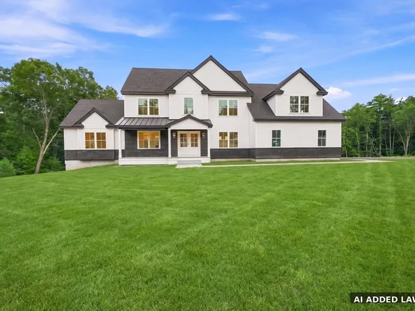 42 Canterbury Road, Pelham, NH 03076