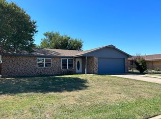 6018 SW Brookline Ave, Lawton, OK 73505