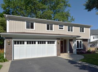 1803 E Boulder Dr, Mount Prospect, IL