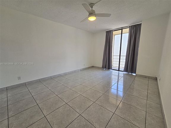 3rd image of 2821 N Miami Beach Blvd #5O