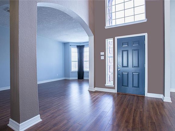 4th image of 4717 Highlands Dr