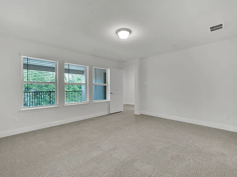 7929 Bayside Dr — Photo 39