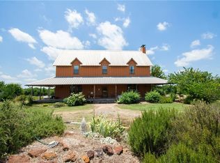 750 Lyons Rd, Ennis, TX 75119